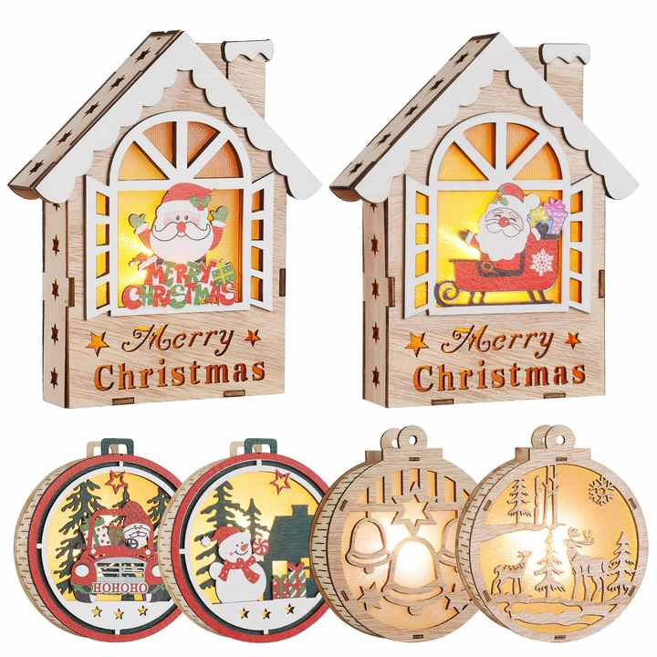 Koka svētku rotājumi